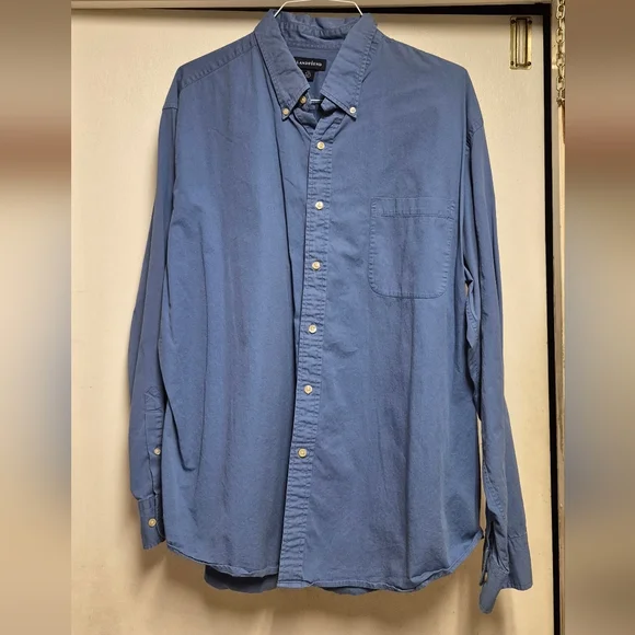 Lands' End Men's Casual Blue Button Down Shirt - Picture 9 of 9
